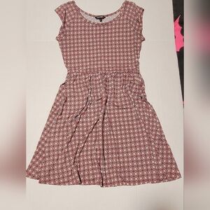 Dainty Flowy Lightweight Stretchy Beach Summer Dress Small